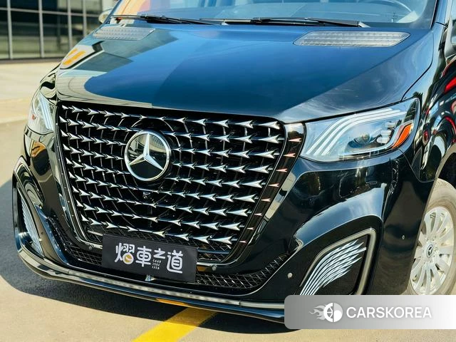 Mercedes-Benz Sprinter 2023 Черный из Китая, фото 4