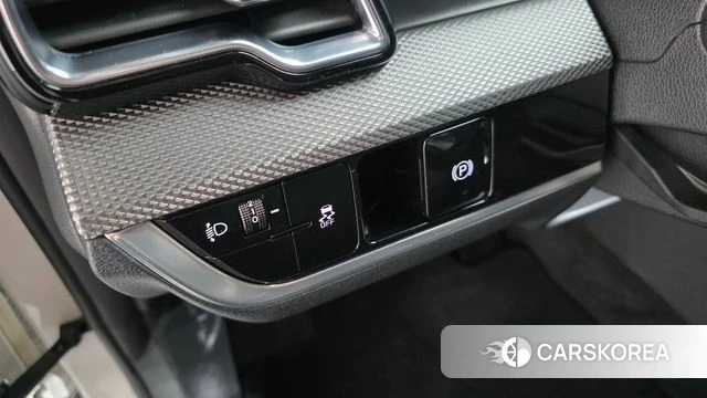 Kia Sportage 5th Generation 2021 Белый из Кореи, фото 4