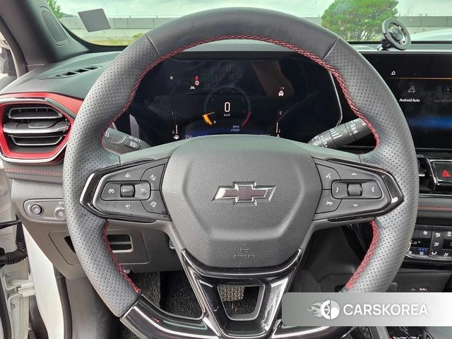 Chevrolet (GM Daewoo) The New Trail Blazer 2023 Белый из Кореи, фото 4