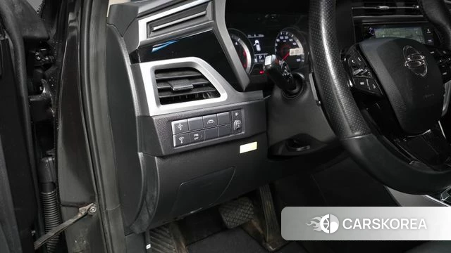 Ssangyong Beautiful Korando 2022 Черный из Кореи, фото 4