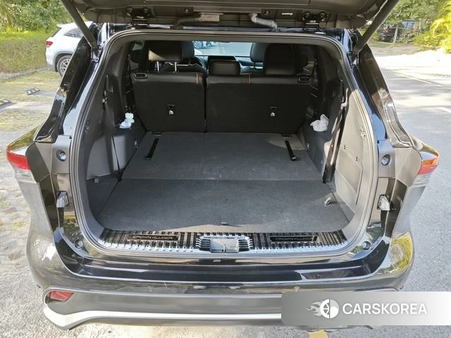 Toyota Crown Lufang 2024 Черный из Китая, фото 4