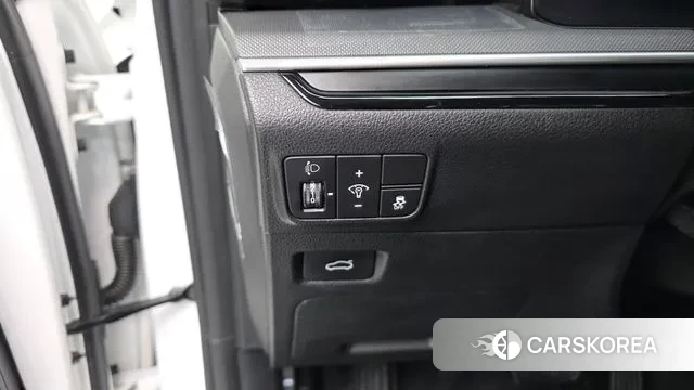 Kia The New K5 3rd generation 2023 Белый из Кореи, фото 4