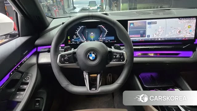 BMW 5 Series (G60) 2024 Белый из Кореи, фото 4