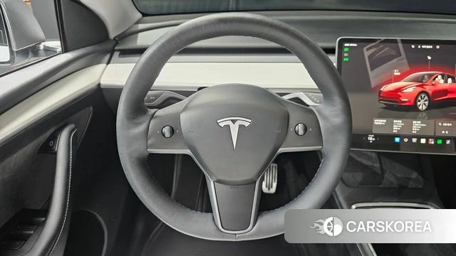Tesla Model Y 2024 Белый из Кореи, фото 4