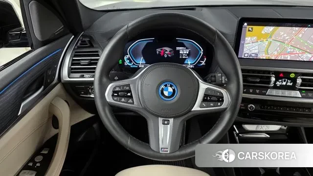 BMW iX3 2025 Серый из Кореи, фото 4