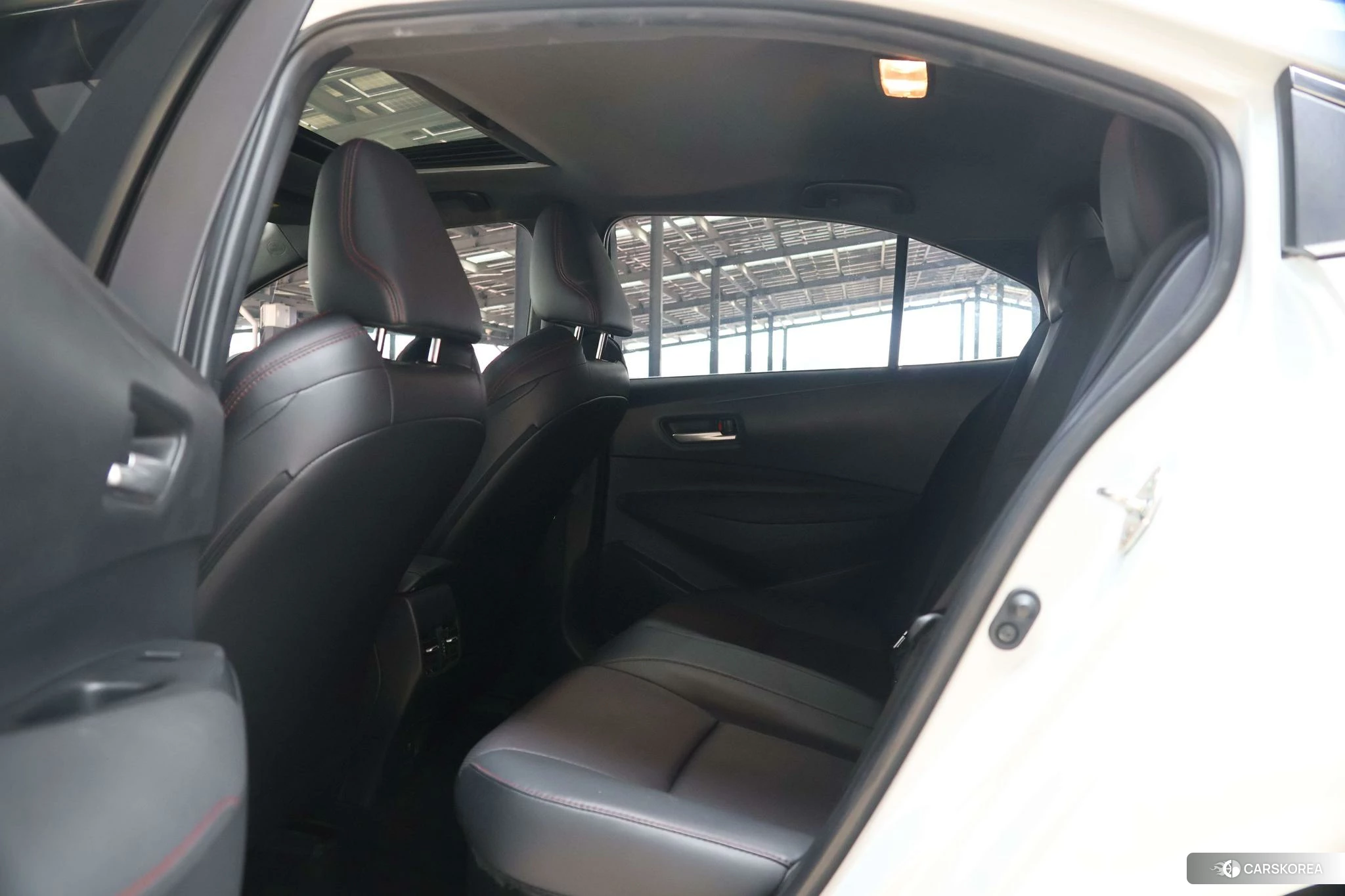 Toyota YARIS L Zhixuan 2021 Белый из Китая, фото 4