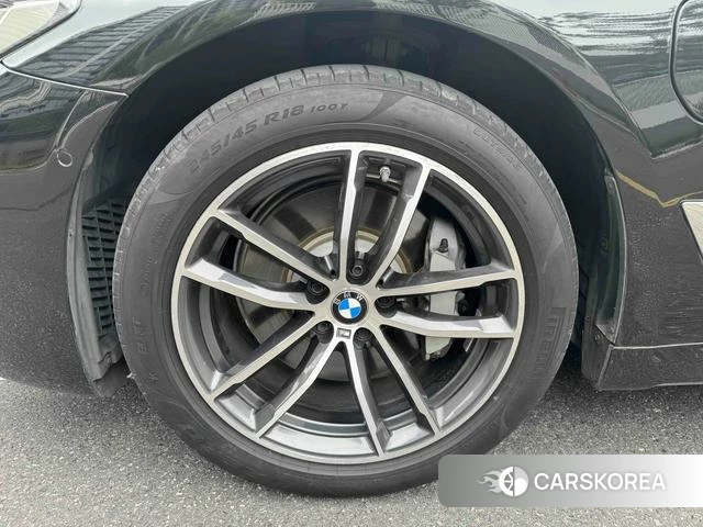 BMW 5 series PHEV 2021 Черный из Китая, фото 4