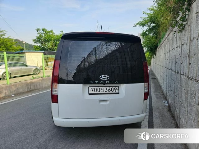 Hyundai Staria 2021 Белый из Кореи, фото 4