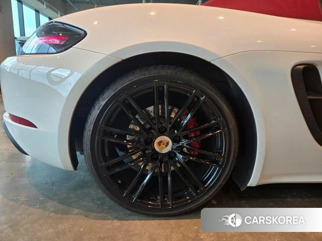 Porsche 718 Boxster 2021 Белый из Кореи, фото 4