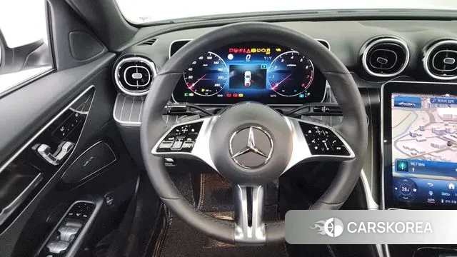 Mercedes-Benz C-Class W206 2024 Белый из Кореи, фото 4