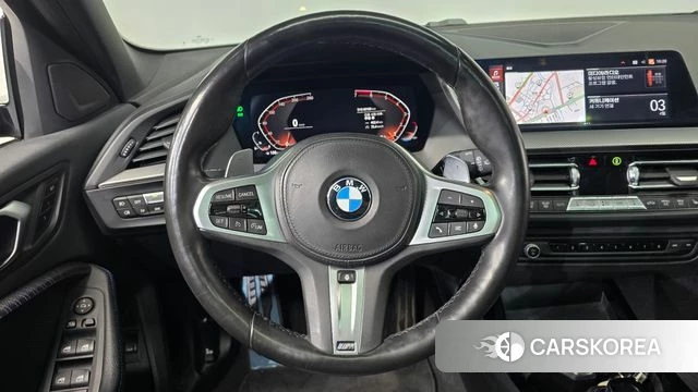 BMW 1 Series (F40) 2023 Черный из Кореи, фото 4