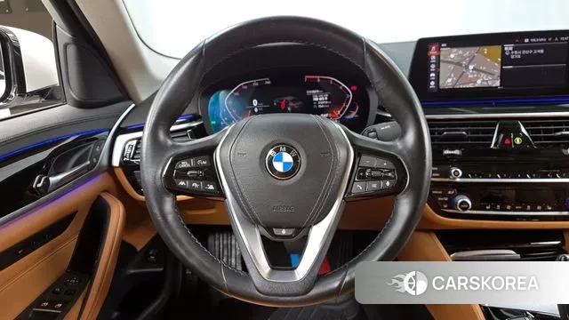 BMW 5 Series (G30) 2020 Белый из Кореи, фото 4