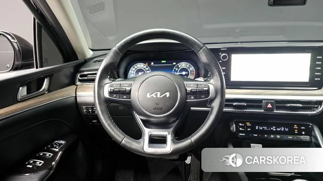 Kia K5 3rd generation 2023 Черный из Кореи, фото 4