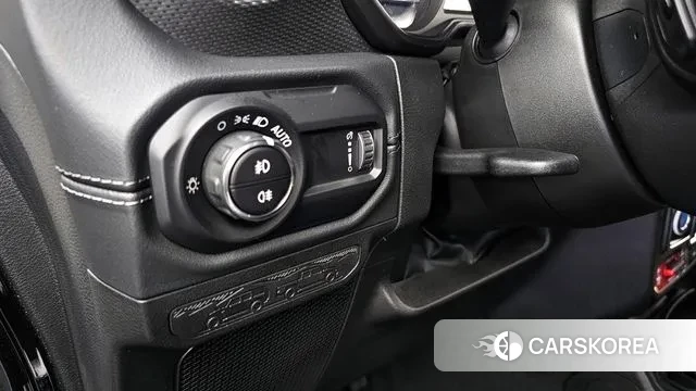 Jeep Wrangler (JL) 2024 Черный из Кореи, фото 4