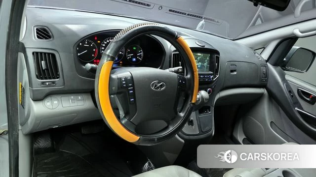 Hyundai The New Grand Starex 2018 Серебристо-серый из Кореи, фото 4