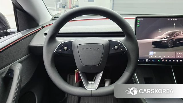 Tesla Model Y 2025 Черный из Кореи, фото 4