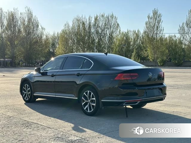 Volkswagen Magotan 2022 Черный из Китая, фото 4