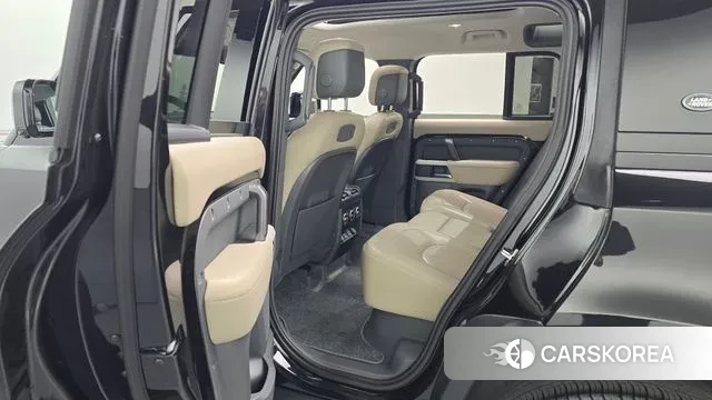 Land Rover Defender (L663) 2022 Черный из Кореи, фото 4