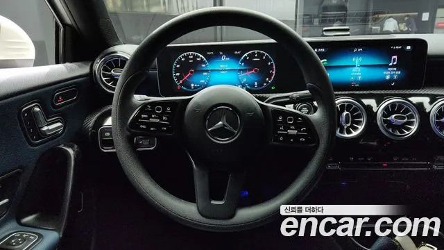 Mercedes-Benz A-Class W177 2020 Белый из Кореи, фото 4