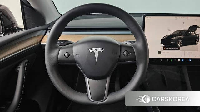 Tesla Model Y 2024 Черный из Кореи, фото 4