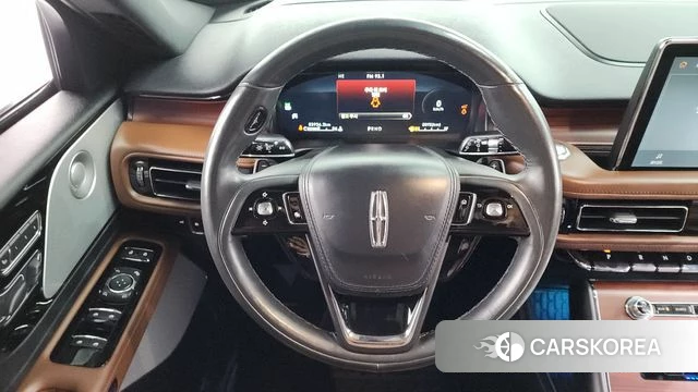 Lincoln Aviator 2nd generation 2021 Белый из Кореи, фото 4