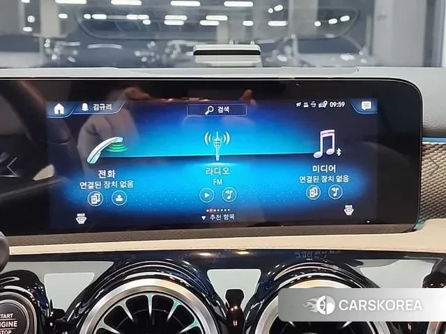 Mercedes-Benz A-Class W177 2022 Белый из Кореи, фото 4