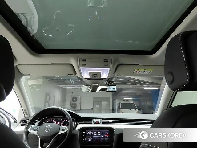 Volkswagen Passat GT (B8) 2022 Белый из Кореи, фото 4