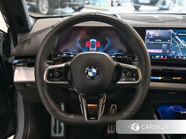 BMW 5 Series (G60) 2024 Серый из Кореи, фото 4