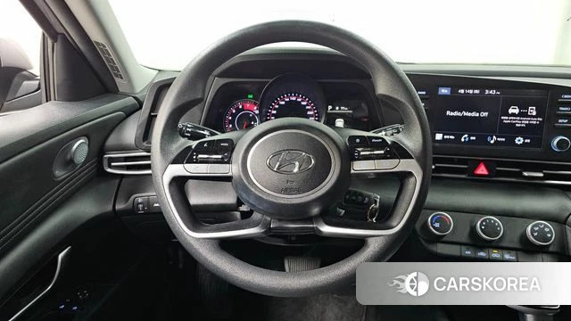 Hyundai Avante (CN7) 2022 Серебристо-серый из Кореи, фото 4