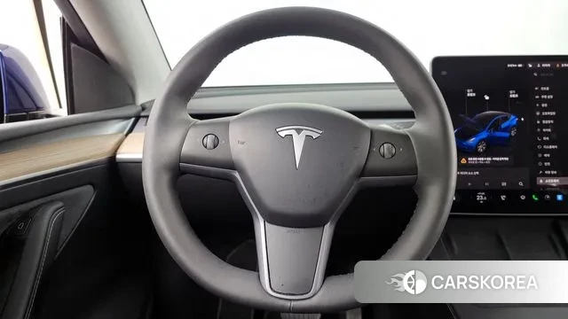 Tesla Model Y 2023 Синий из Кореи, фото 4