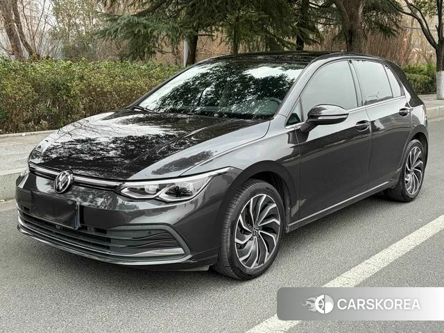 Volkswagen Golf 2023 Черный из Китая, фото 4