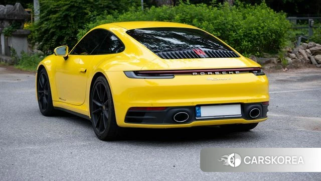 Porsche 911(992) 2021 Желтый из Кореи, фото 4