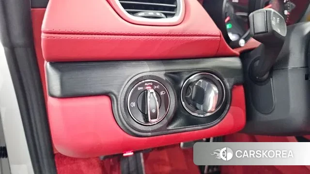 Porsche 718 Boxster 2022 Белый из Кореи, фото 4