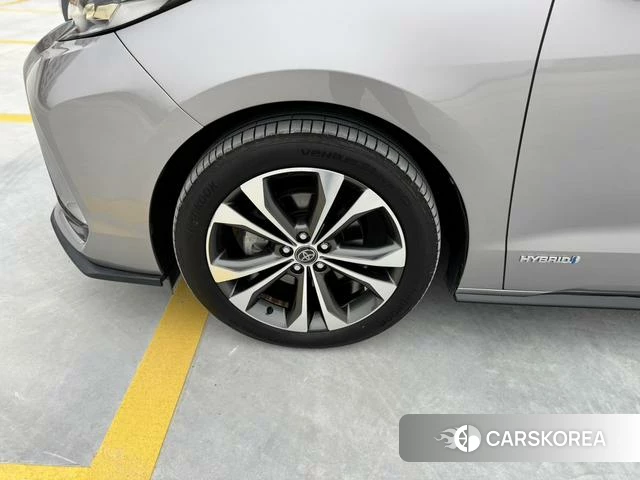 Toyota Grevia 2023 Серебристо-серый из Китая, фото 4