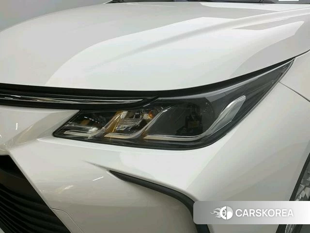 Toyota Corolla 2024 Белый из Китая, фото 4