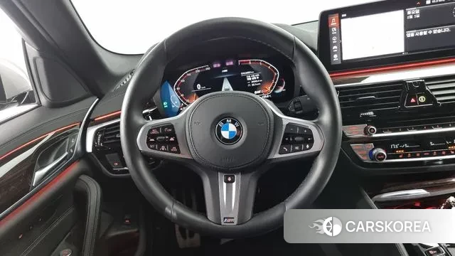 BMW 5 Series (G30) id 3012127 из Кореи 4