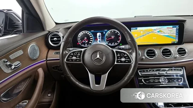Mercedes-Benz E-Class W213 2018 Черный из Кореи, фото 4