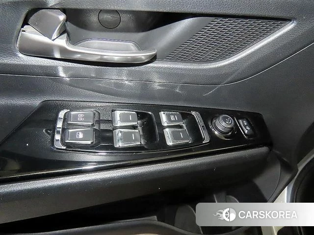 Ssangyong Beautiful Korando 2019 Серебряный из Кореи, фото 4