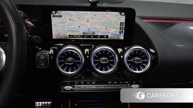 Mercedes-Benz GLA - Class H247 2022 Белый из Кореи, фото 4