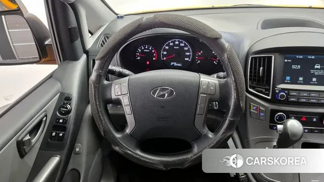 Hyundai The New Grand Starex 2021 Желтый из Кореи, фото 4
