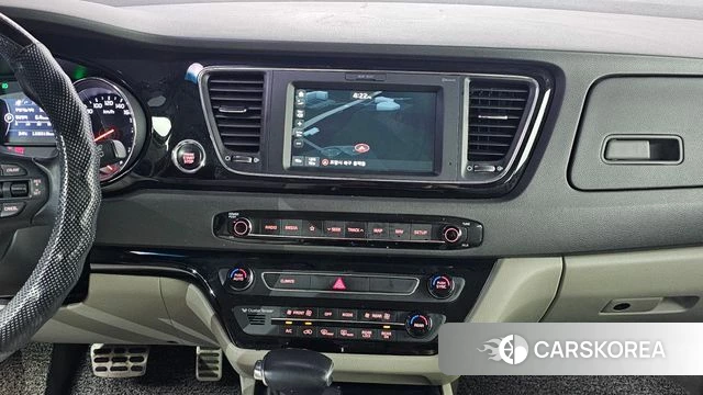 Kia All New Carnival 2018 Серый из Кореи, фото 4