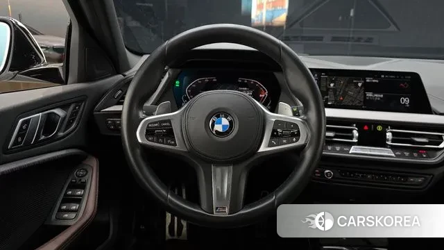 BMW 1 Series (F40) 2021 Белый из Кореи, фото 4