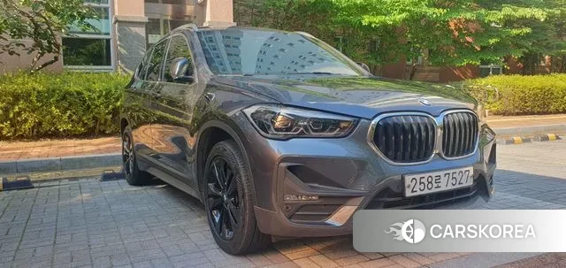 BMW X1 (F48) 2020 Серебристо-серый из Кореи, фото 4