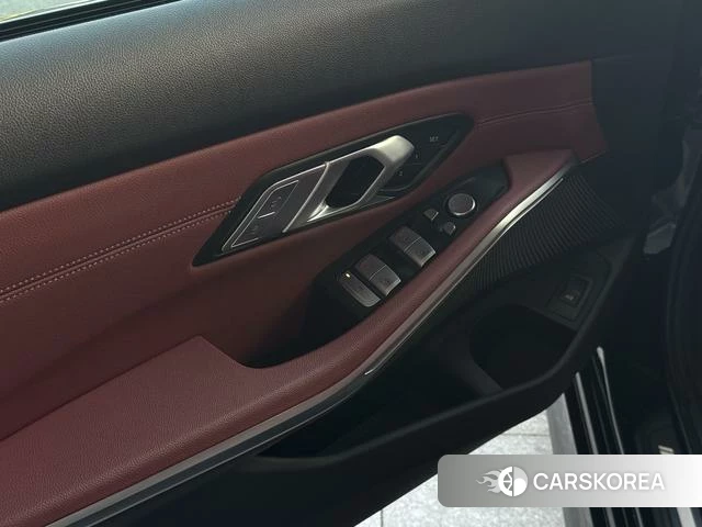 BMW 3 series 2021 Черный из Китая, фото 4