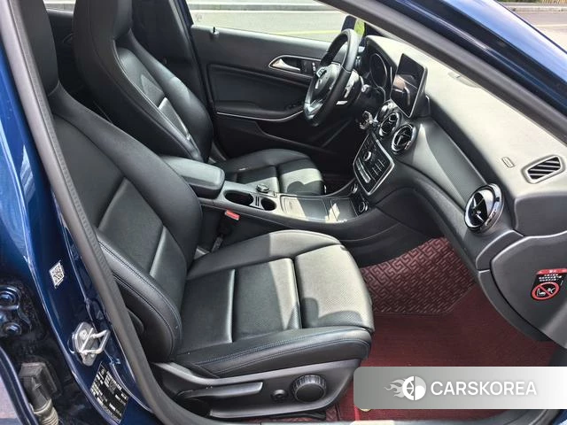 Mercedes-Benz GLA 2019 Синий из Китая, фото 4