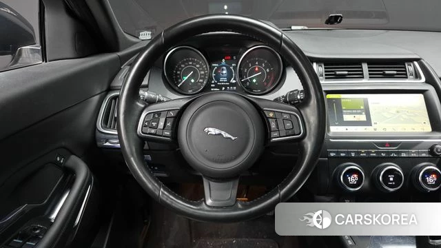 Jaguar E-PACE 2018 Серебристо-серый из Кореи, фото 4