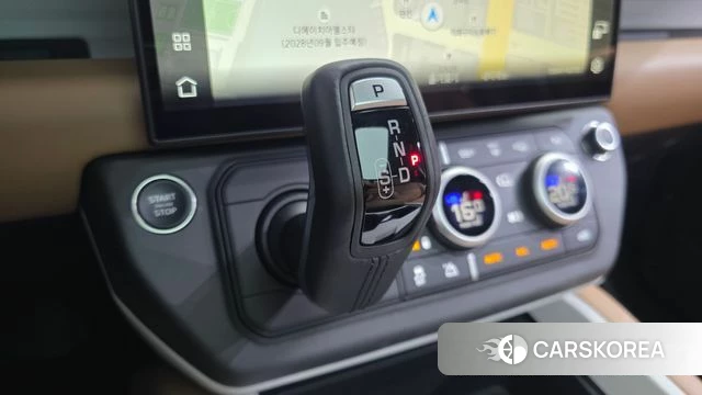 Land Rover Defender (L663) 2026 Черный из Кореи, фото 4