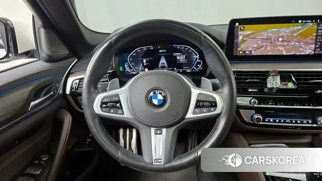 BMW 5 Series (G30) 2020 Белый из Кореи, фото 4