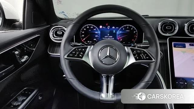 Mercedes-Benz C-Class W206 2025 Белый из Кореи, фото 4