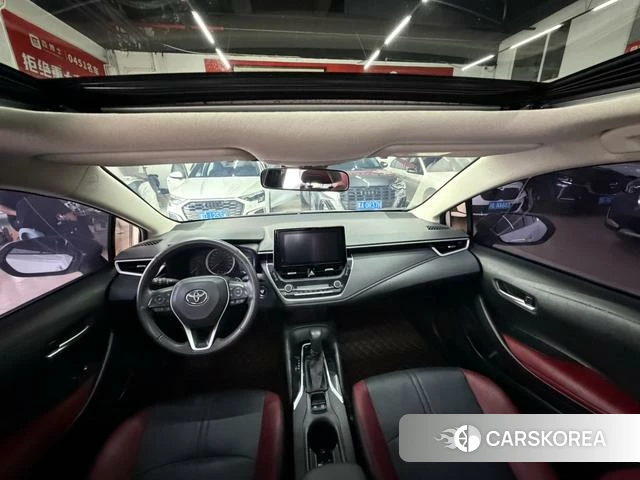 Toyota Corolla 2022 Белый из Китая, фото 4